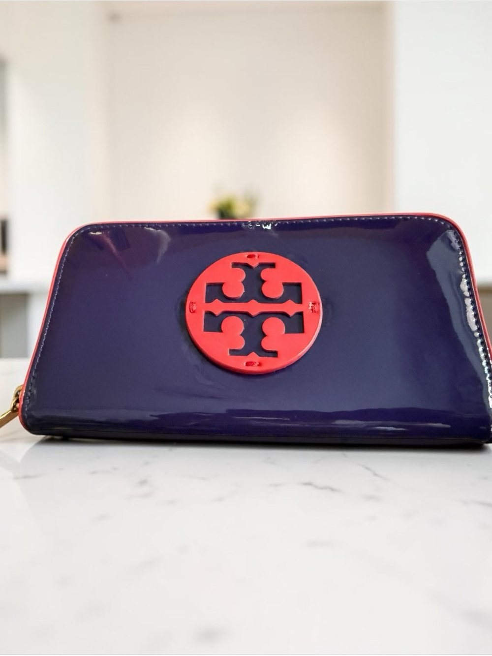 Tory Burch Patent Leather Purple and Red Long Zip-Around Wallet - Picture 2 of 9